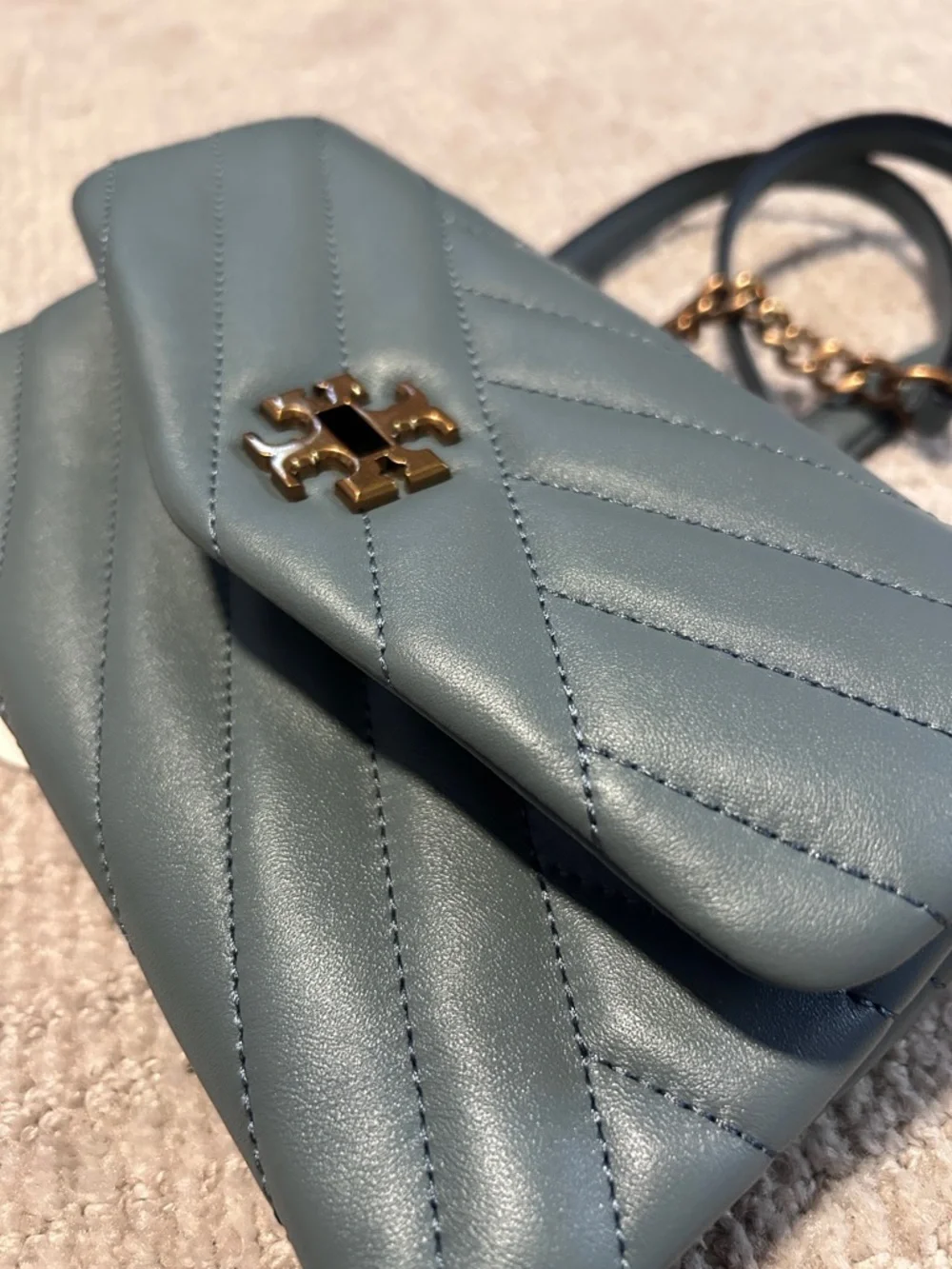 Tory Burch Quilted Slate Blue Leather Chain-strap Crossbody with Gold Logo - Picture 15 of 16